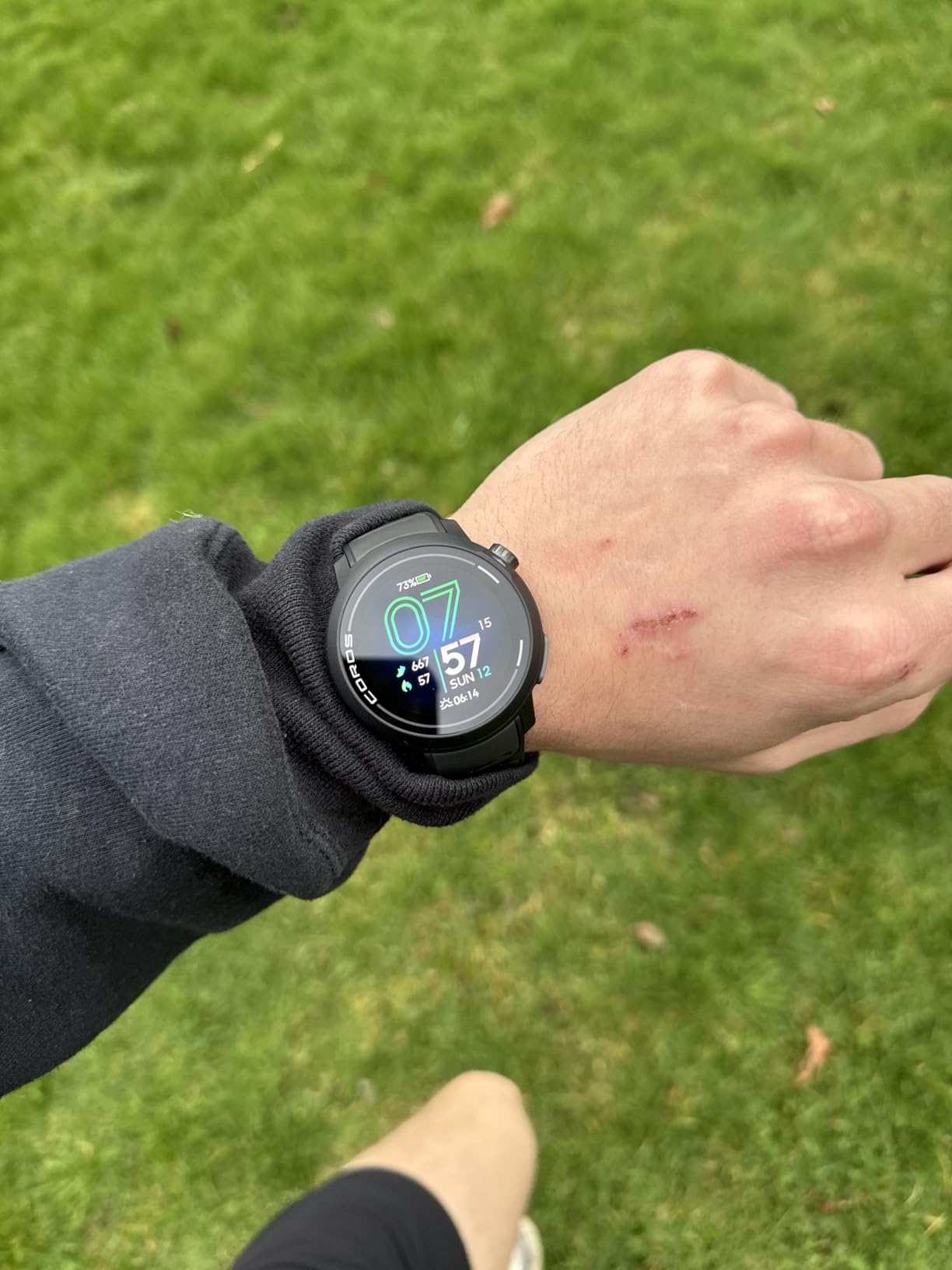 COROS PACE Pro GPS Sport Watch, 1.3-inch AMOLED Touchscreen, Fastest in Class Processor Running Watch, 20 Days Battery Life, Navigation with Global Offline Maps, Sleep Tracking, Running - Blue customer photo 2