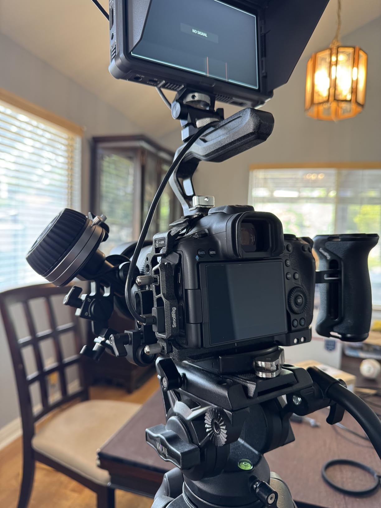 SmallRig Follow Focus F50 with Stepless Dynamic Damping Lever Adjustment and A/B Stops, 15mm Rod & Rod Clamp, for DSLR, Sony FE/FEC, Canon customer photo 1