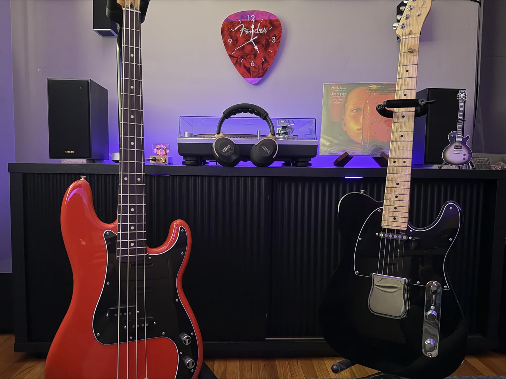 Positive Grid Spark NEO Wireless Guitar Headphone Amp & AI-Powered Guitar Rig with Custom Audio Drivers, Noise-Isolation, Bluetooth Streaming & Smart App customer photo 1