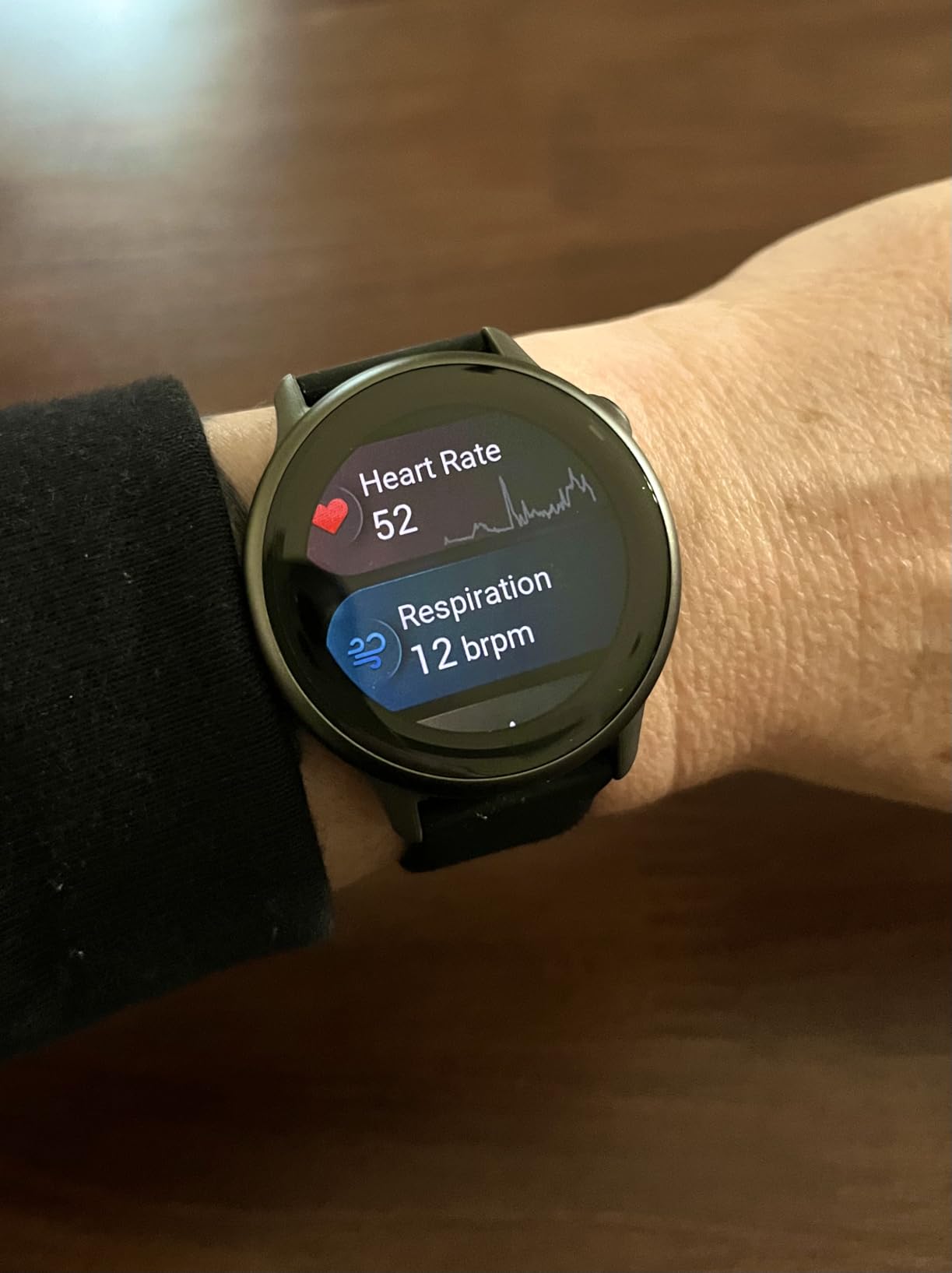 Garmin vivoactive 6 Health and Fitness GPS Smartwatch - AMOLED Display, Up to 11 Days Battery, Metallic Pink Dawn with Matching Band customer photo 2