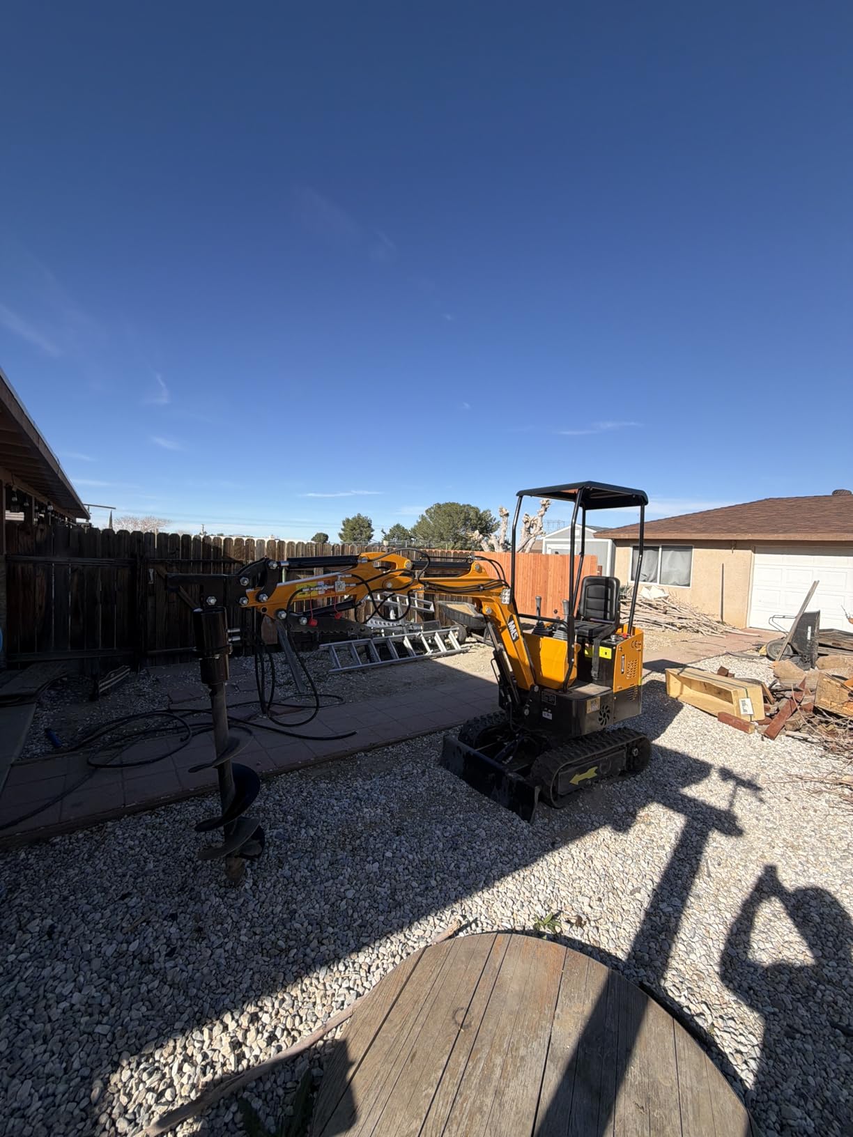 MS10H 1 Ton Mini Excavator with Hydraulic Thumb Clamp, 13.5HP EAP Gas Engine, 4K Walking Motor Compact Crawler Digger for DIY Landscaping customer photo 2