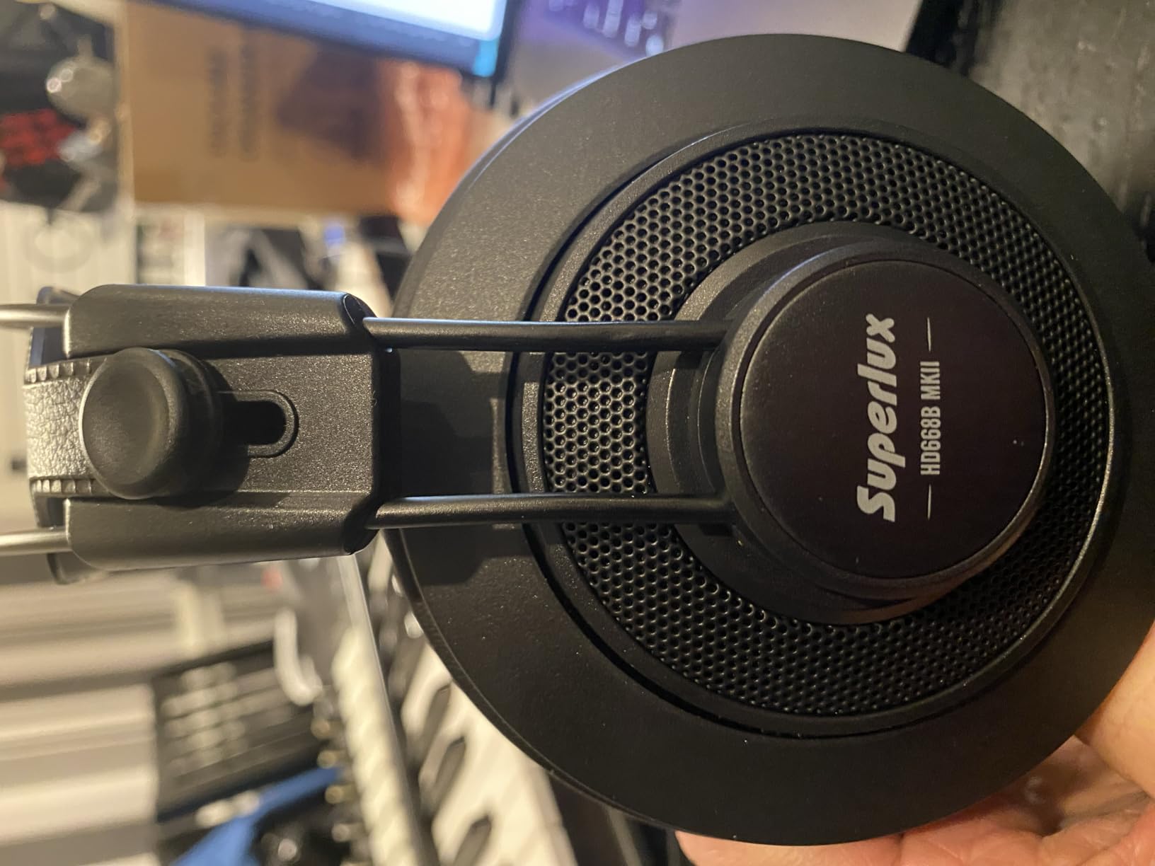Superlux HD668B MKII Studio Monitor Headphones, Semi-Open Back, 50mm Drivers, Upgraded Diaphragm for Hi-Res Balanced Sound, Detachable Cable, Adjustable Lightweight Headband for Mixing & Mastering customer photo 1
