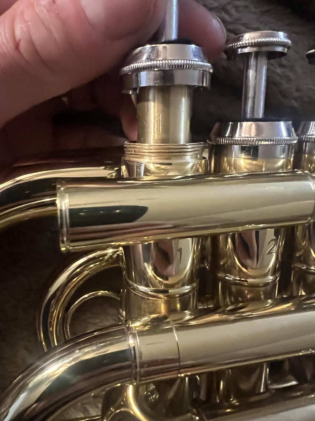 SONICAKE Pocket Trumpet Bb Flat - Gold Lacquer Brass Mini Trumpet Full Kit for Beginners Students with 7C Mouthpiece, Hard Case, Gloves & Cleaning Kit QPT-01 customer photo 1