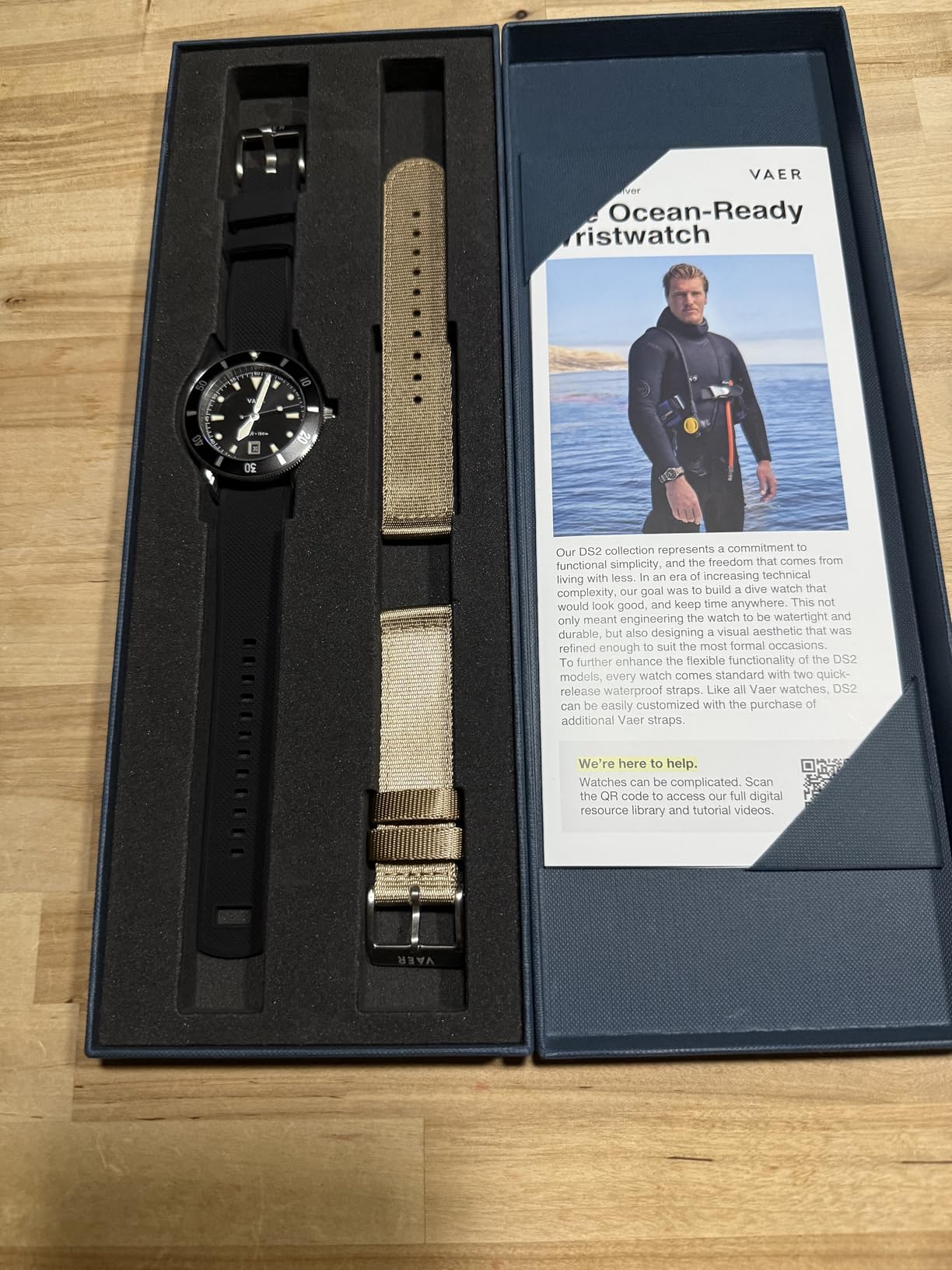 DS2 Quartz Dive Watch for Men - Ocean Ready 15 ATM, 39mm, Battery-Powered, Sapphire Crystal (+/- 20 Seconds per Month), Two Quick-Change 20mm Straps - Gift Set for Men customer photo 2